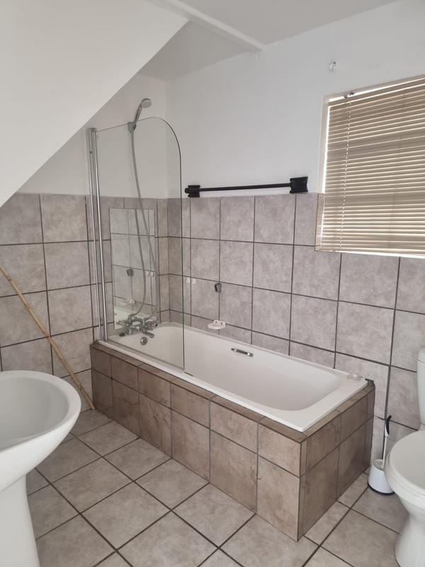 2 Bedroom Property for Sale in Hartenbos Central Western Cape